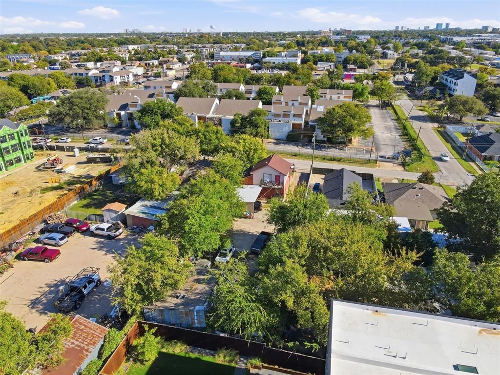 Luis Loeza - Residential