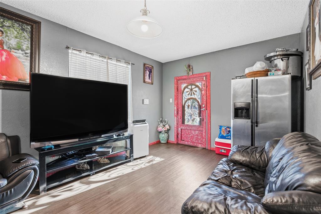 Luis Loeza - Residential