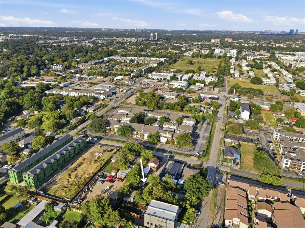 Luis Loeza - Residential