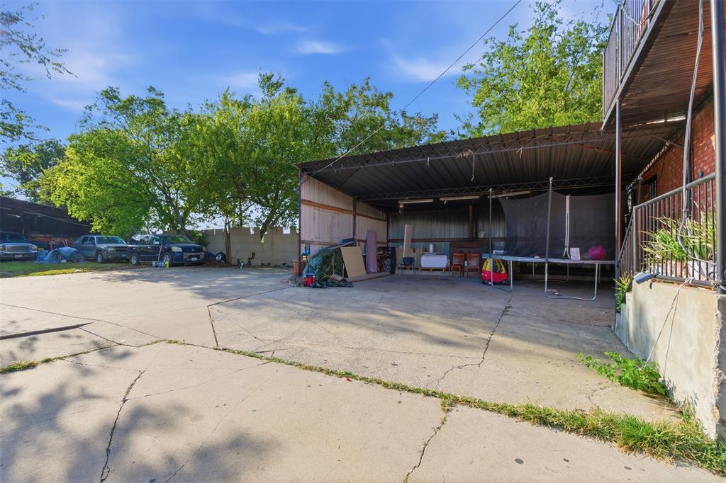 Luis Loeza - Residential