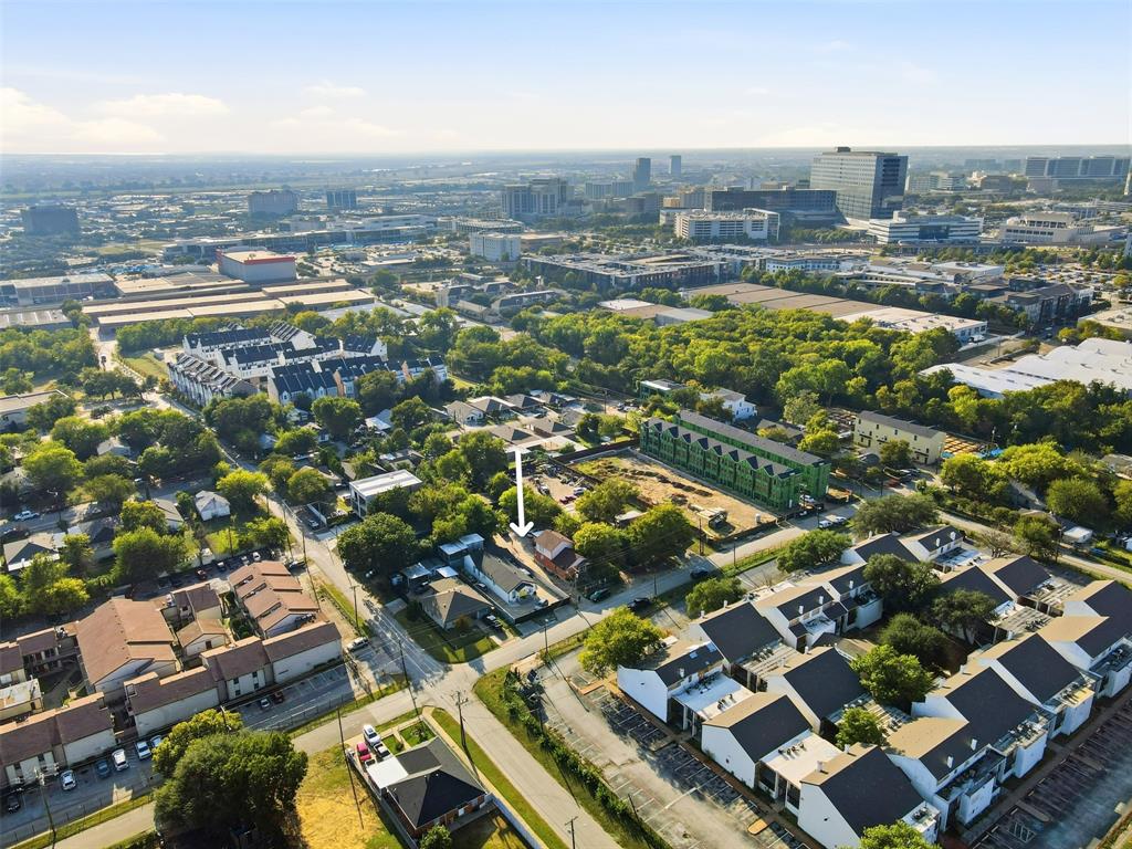 Luis Loeza - Residential