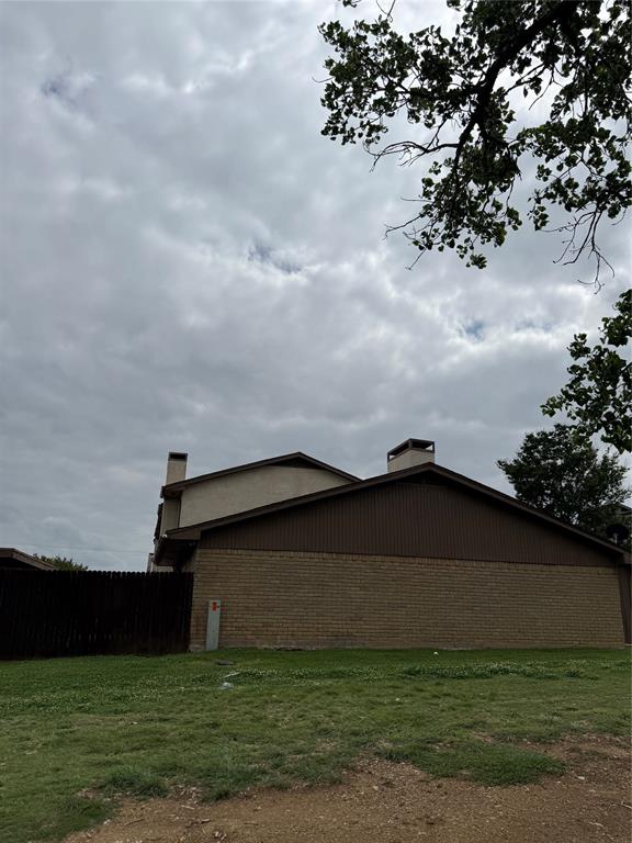 1402 S Carrier Parkway 110