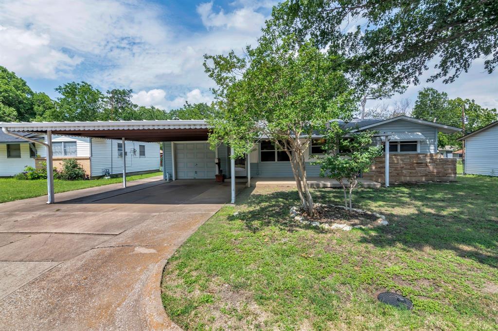 305 Wofford Way