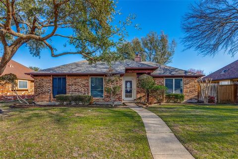 Photo of 3814 Drakestone Avenue, Rowlett, TX 75088 (MLS # 21206410)