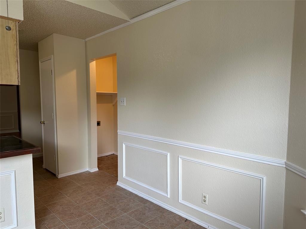 Huntington Village Add - Residential