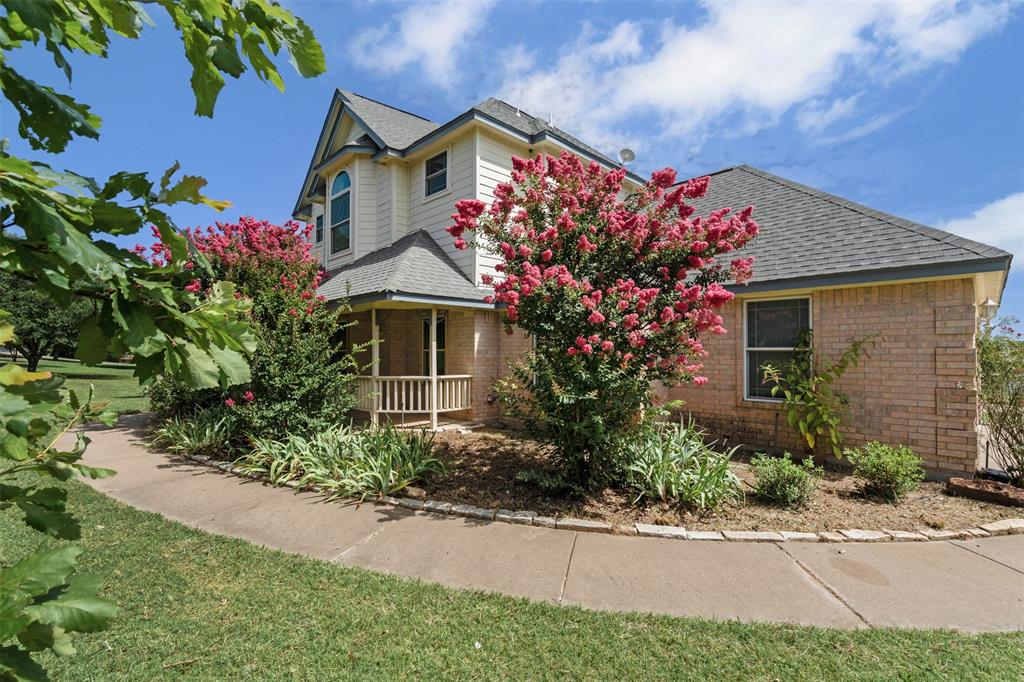 1025 Colina Vista Lane