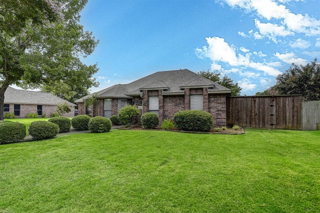 4810 Hunters Ridge Drive