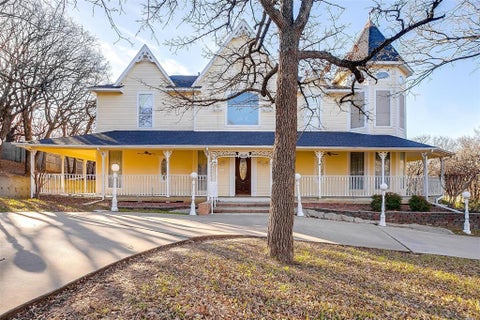Photo of 410 Beverly Drive, Keller, TX 76248 (MLS # 21210290)