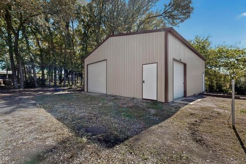 Tiny photo for 949 Little Oaks Drive, East Tawakoni, TX 75472 (MLS # 21098596)