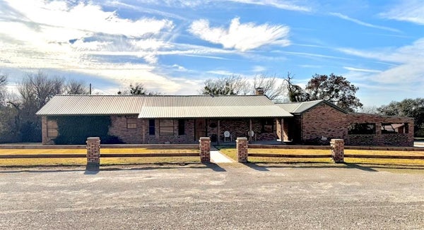 5 US HIGHWAY 84 W, GOLDTHWAITE, TX 76844 - Image f1215dcfc175172f8cd4b72a86ffd770/1249869220