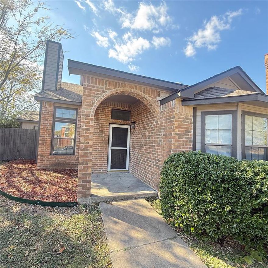 This charming 3-bedroom, 2-bathroom home is move-in ready and perfectly located near local schools, making it ideal for families. Enjoy a spacious layout, comfortable living areas, and a convenient location just minutes from shopping, dining, and nearby parks. A great place to call home in Mesquite!