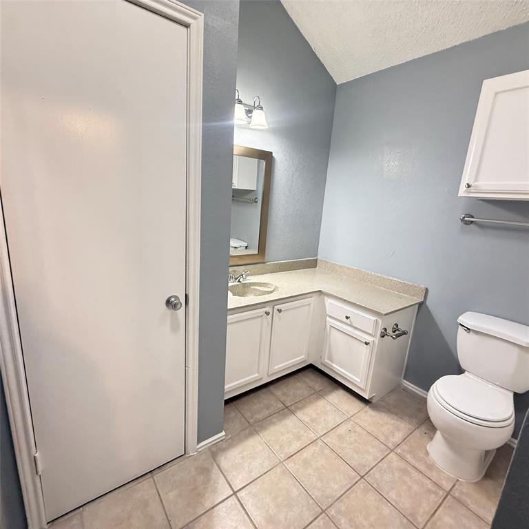 Village East Add Sec B - Residential Lease