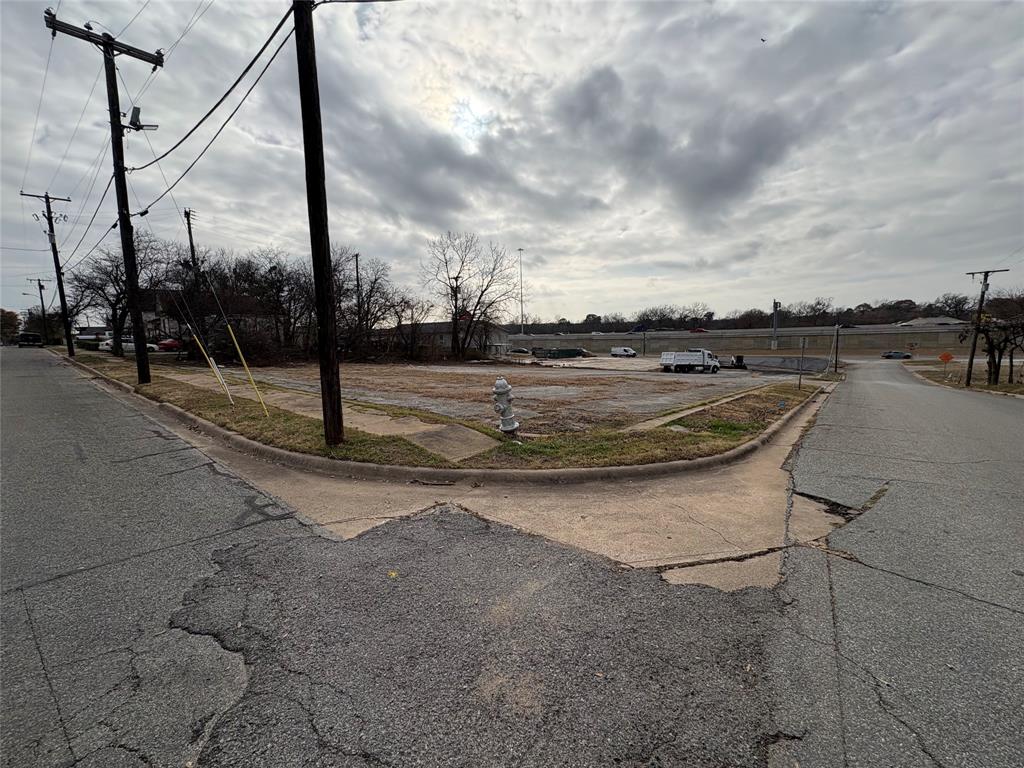 Travelers Inn Add - Land