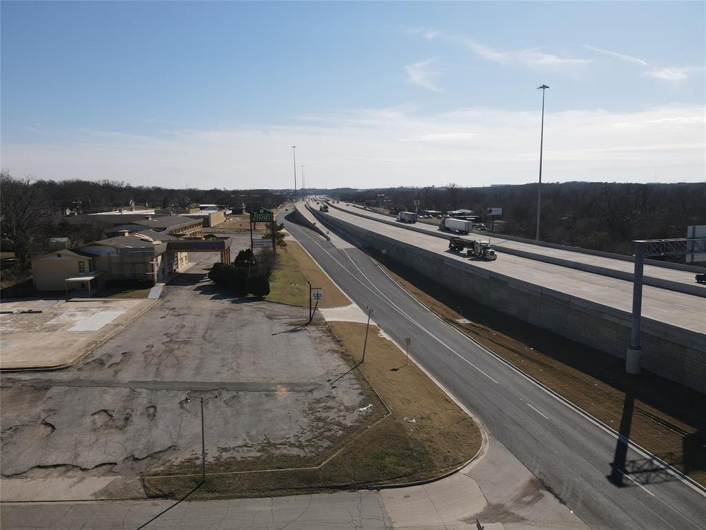 Travelers Inn Add - Land