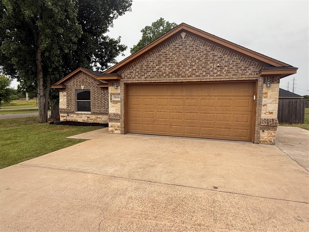 3810 Pine Circle