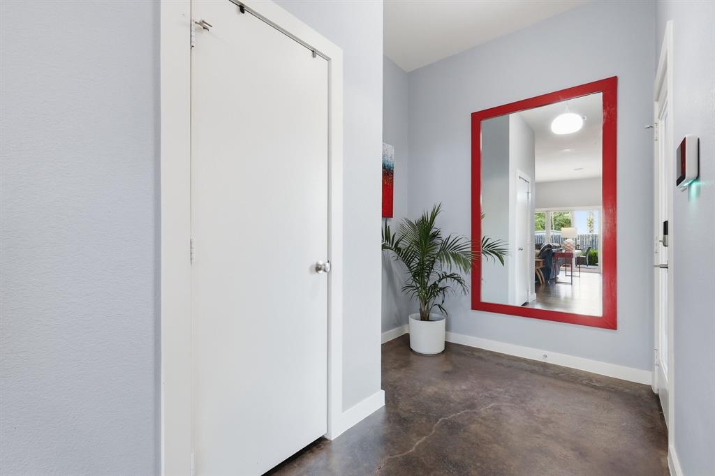 908 Idlewild Court