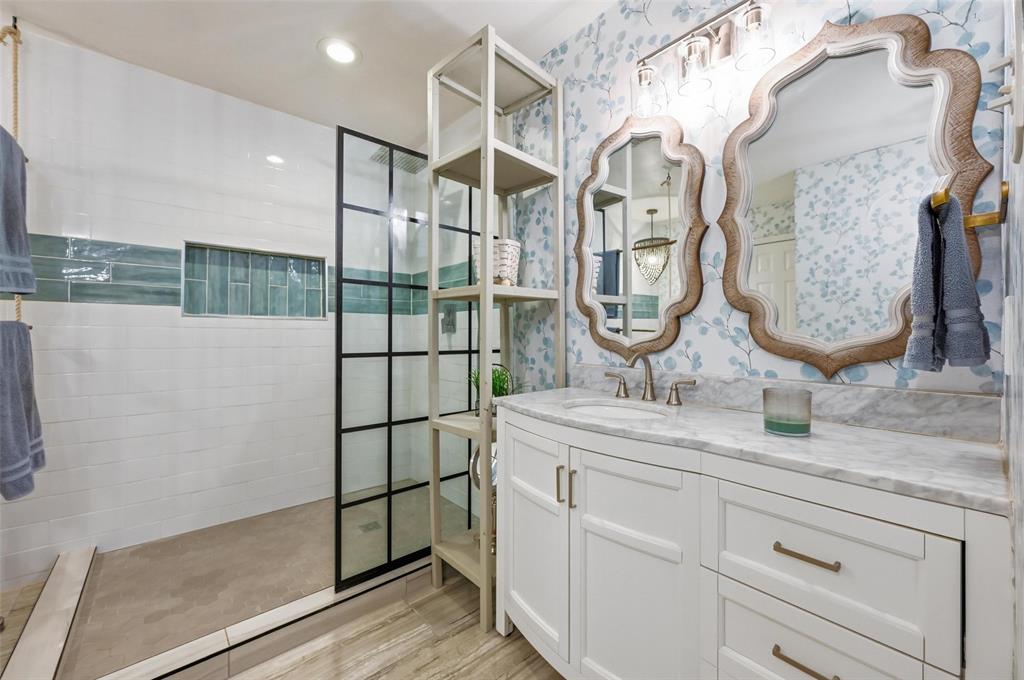 2240 Cottonwood Court