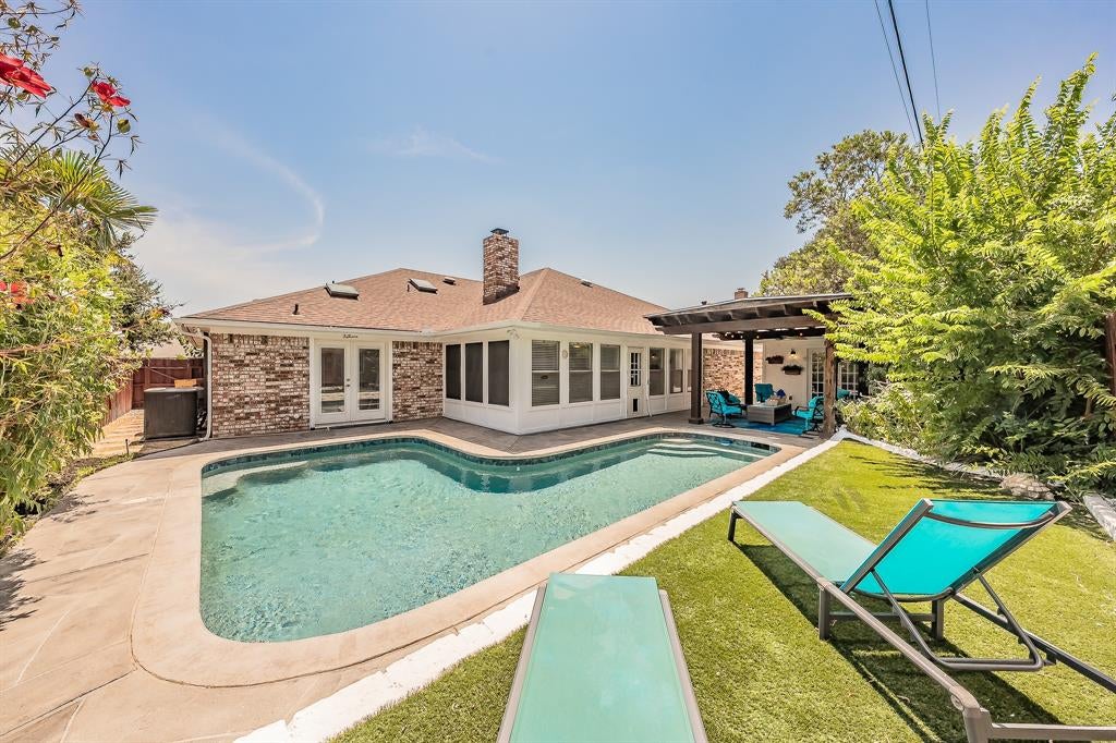 8429 Stephanie Drive