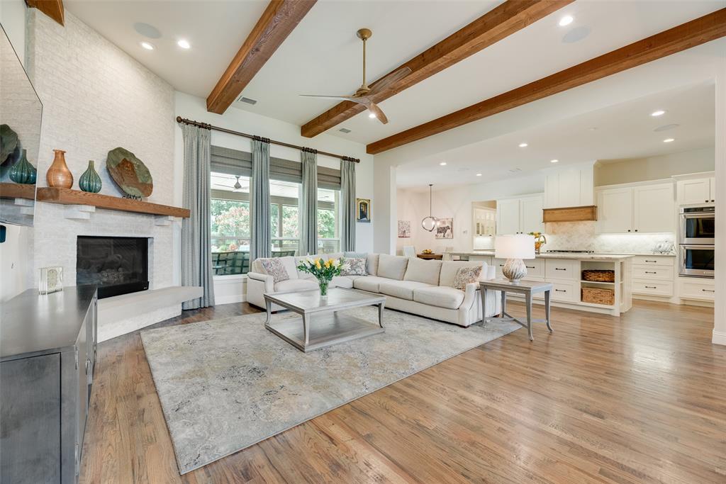 4522 Lake Breeze Drive