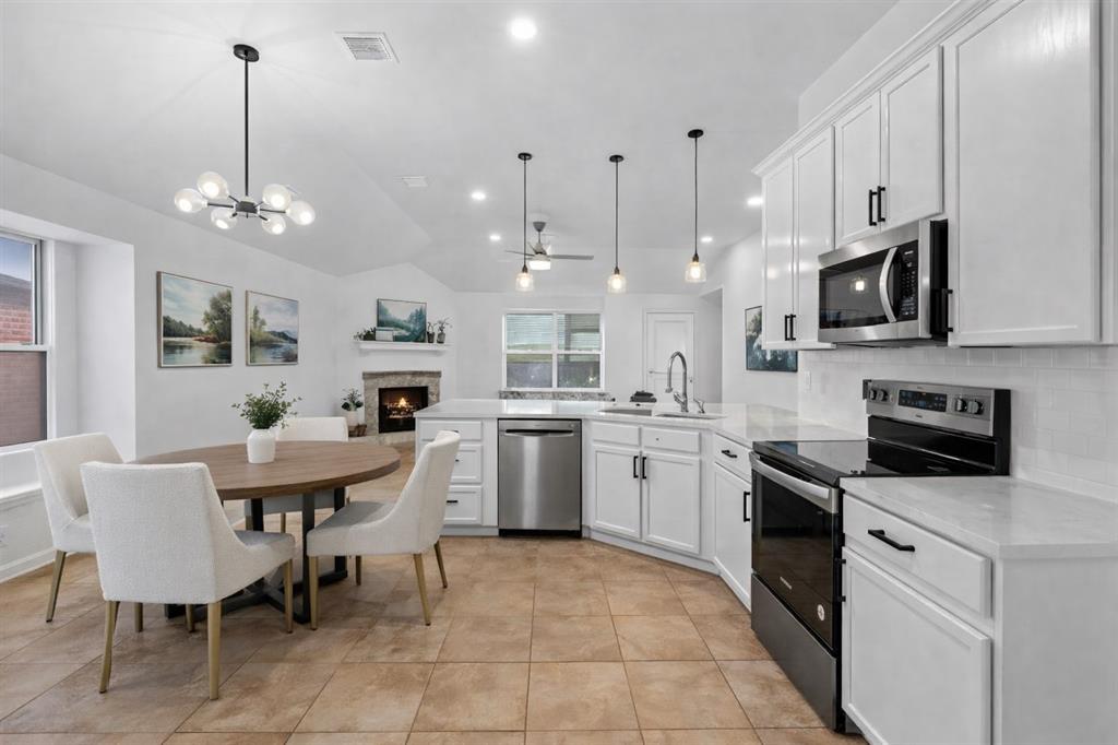 2712 Dawn Spring Drive