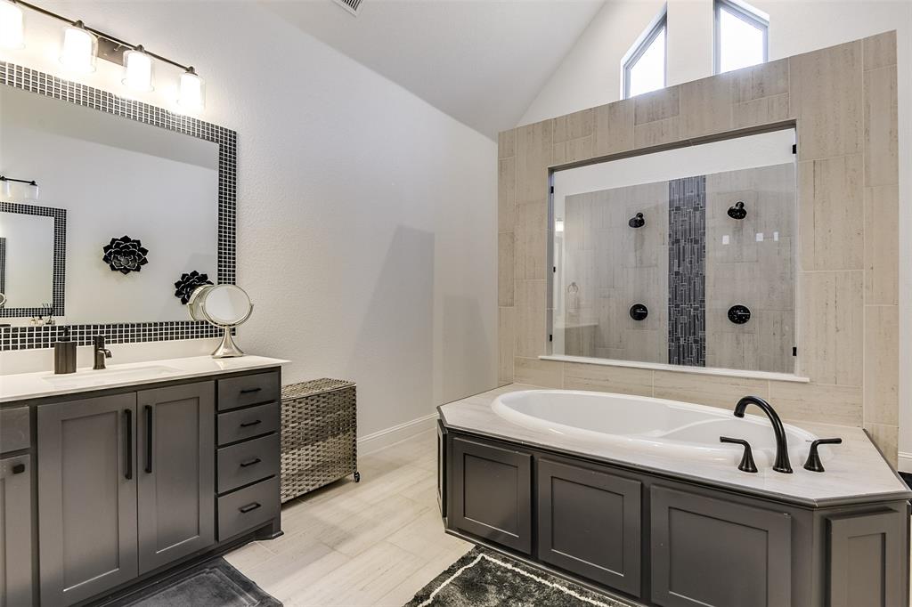 Knotts Lndg Cardinal Road - Residential