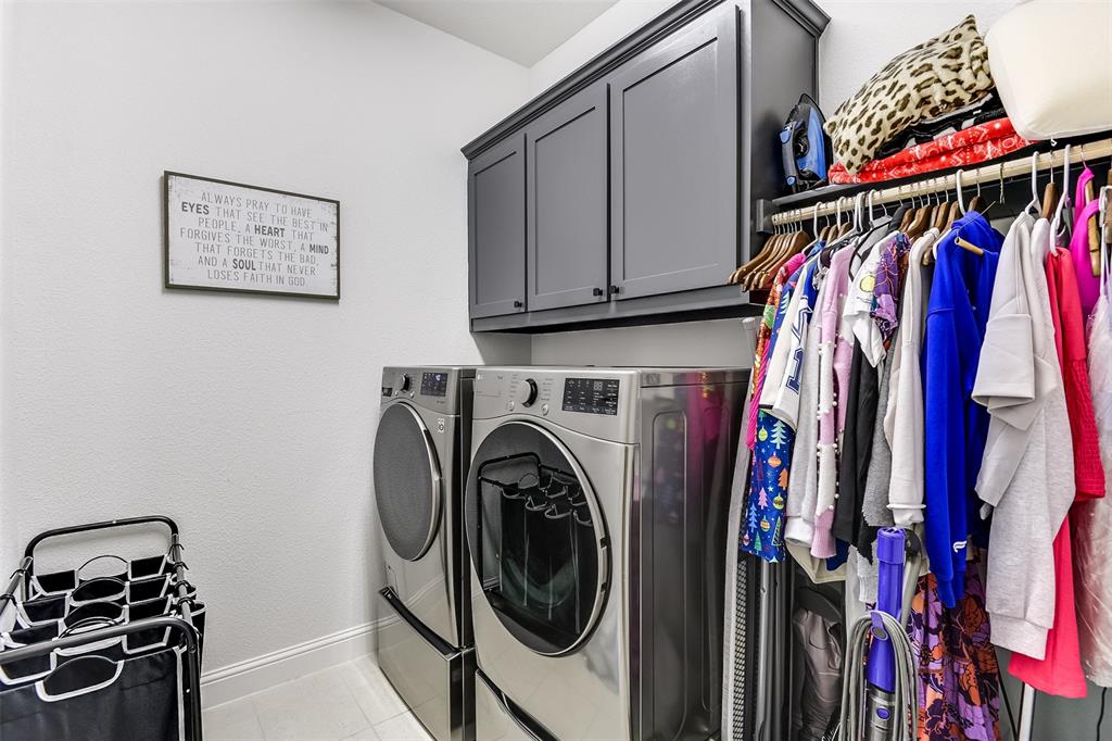 Knotts Lndg Cardinal Road - Residential