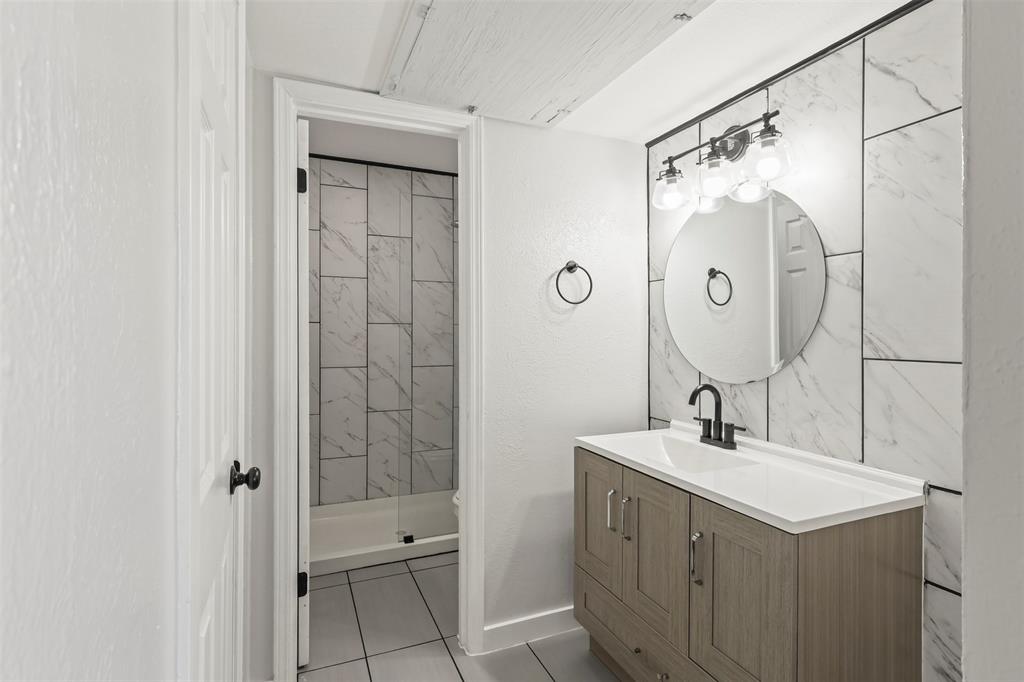 Hollows North Condo - Residential