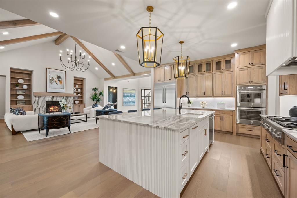 Eastpointe Ter - Residential