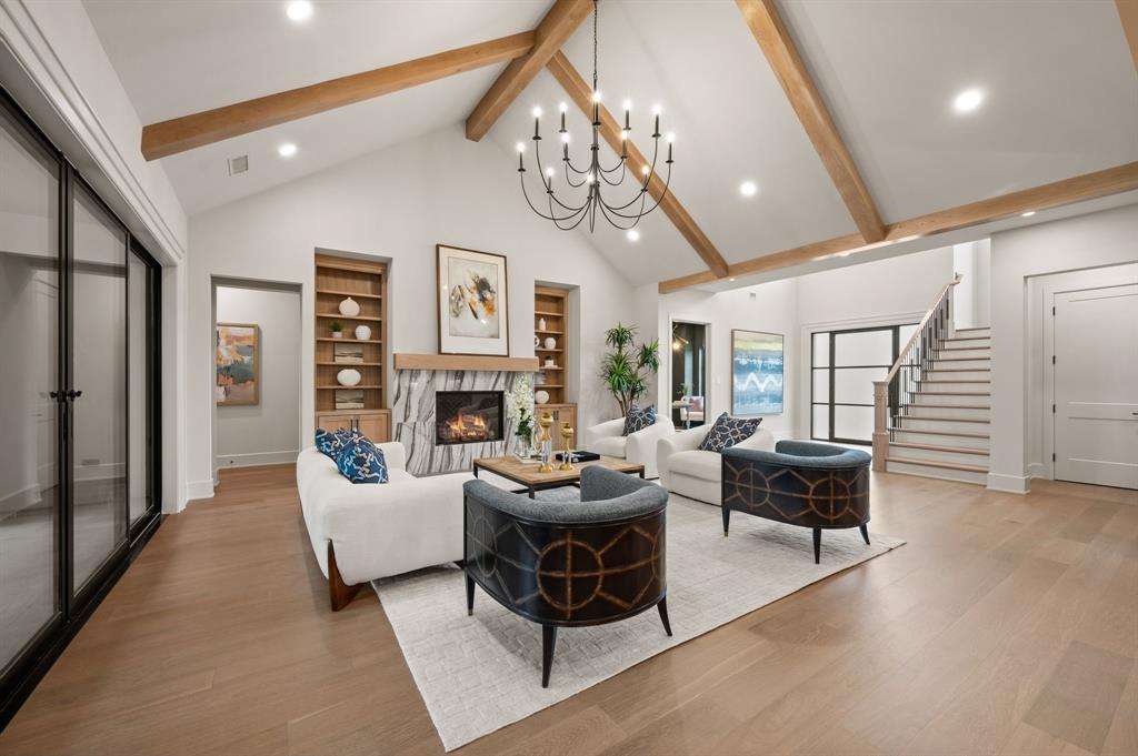 Eastpointe Ter - Residential