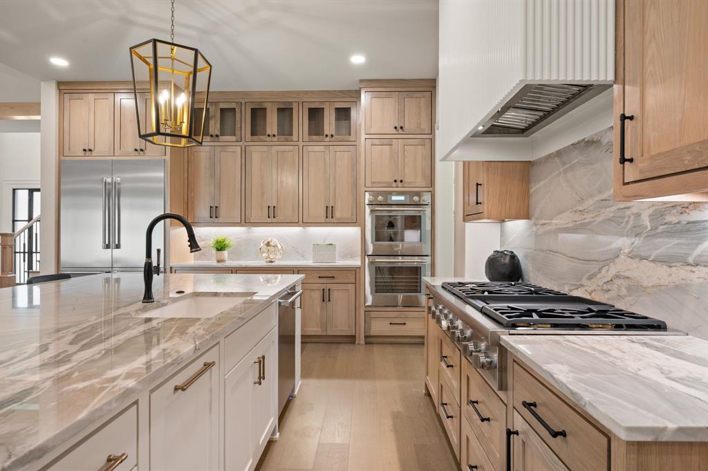 Eastpointe Ter - Residential