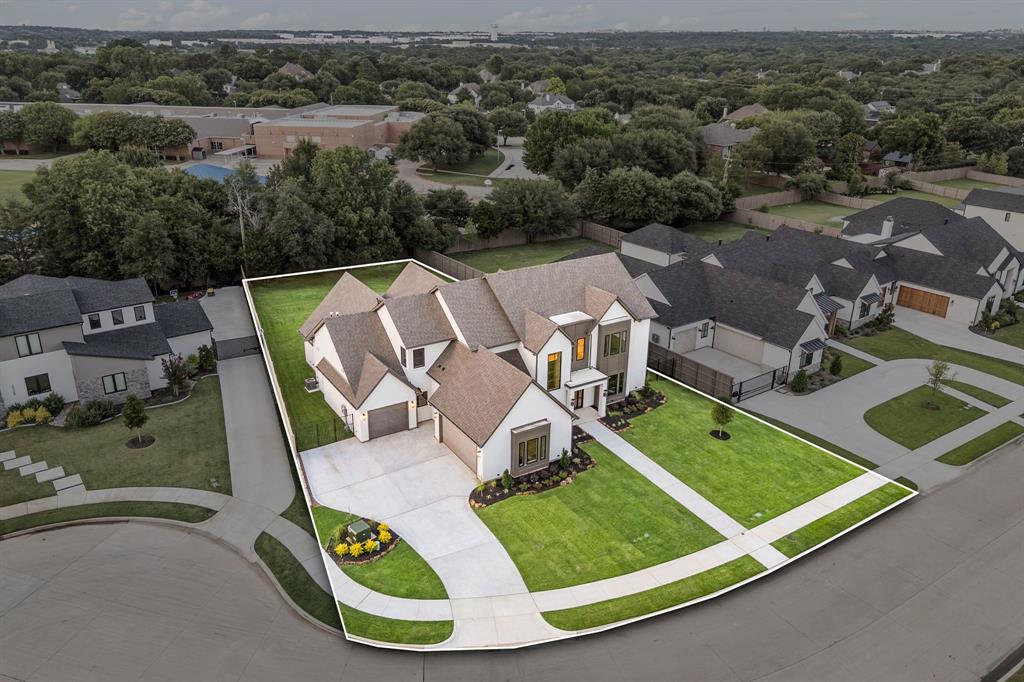 2512 Pointe Court