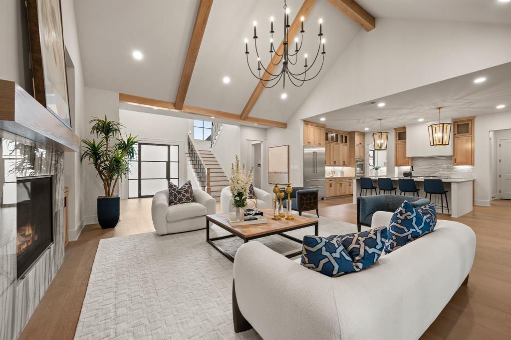 Eastpointe Ter - Residential