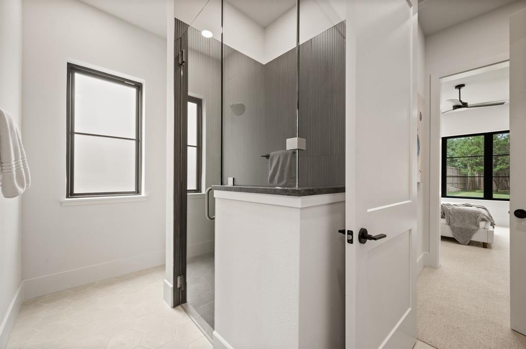 Eastpointe Ter - Residential