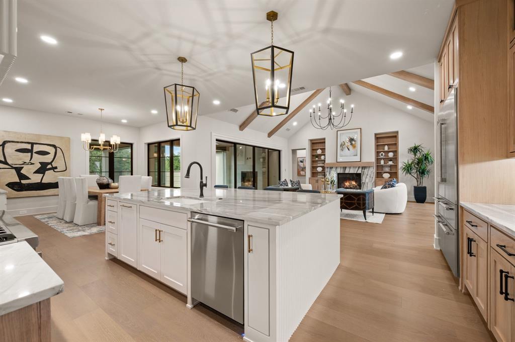 Eastpointe Ter - Residential