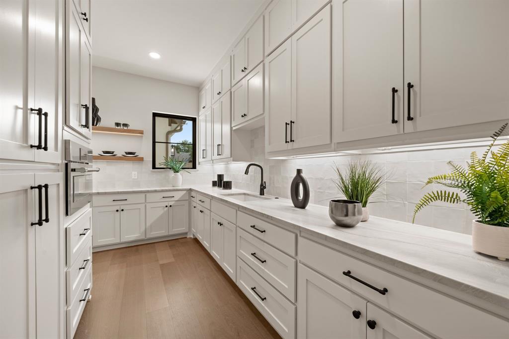 Eastpointe Ter - Residential