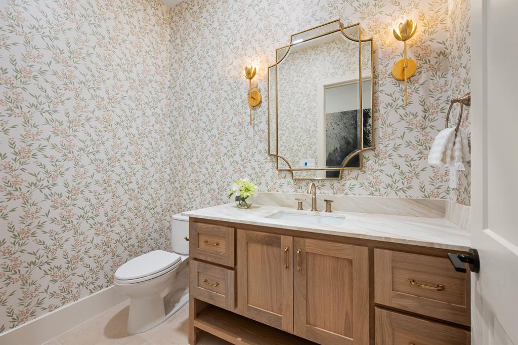 Eastpointe Ter - Residential