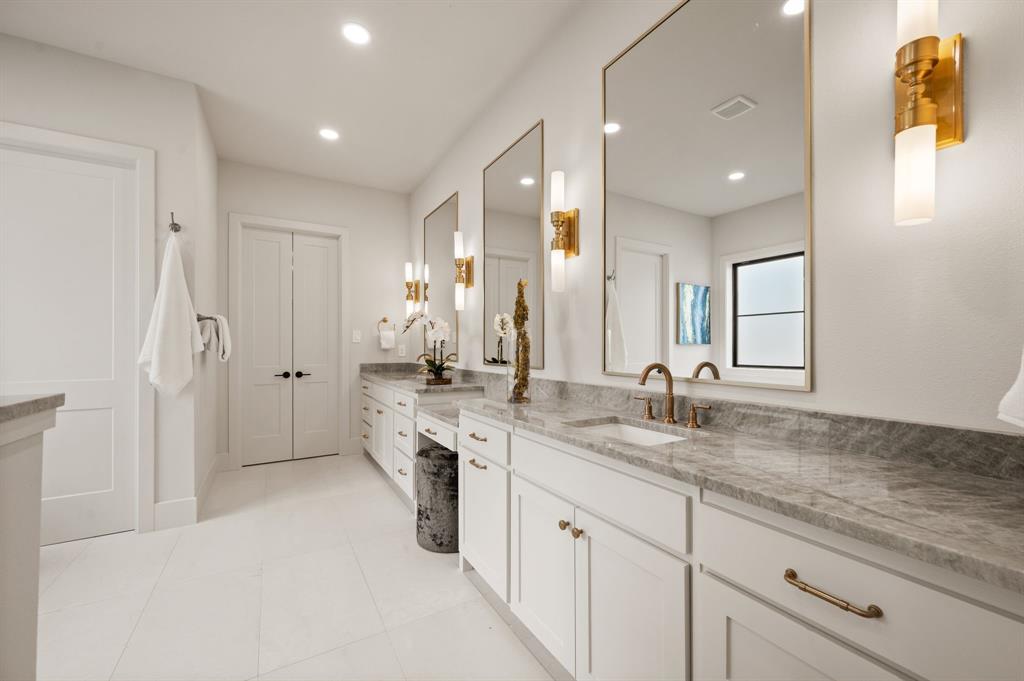 Eastpointe Ter - Residential