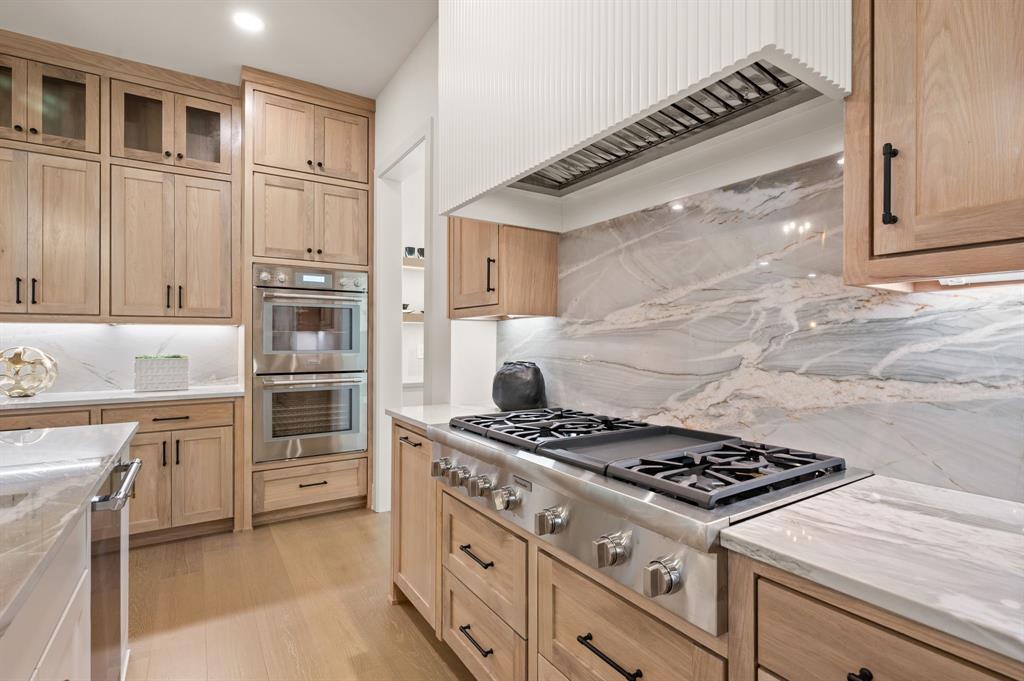 Eastpointe Ter - Residential