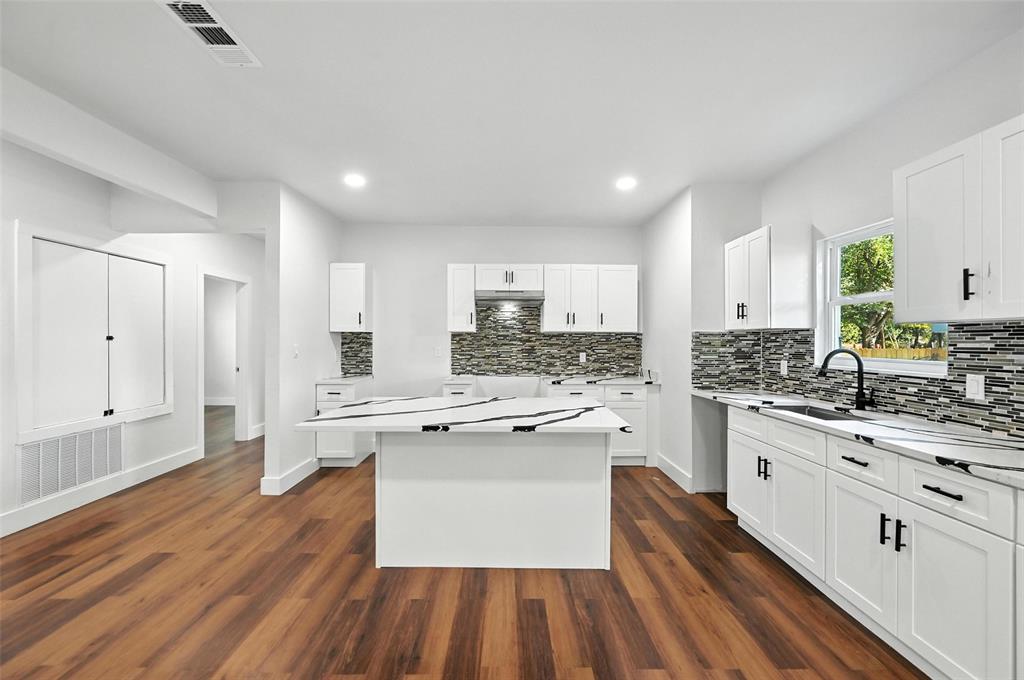 Colonial Annex - Residential