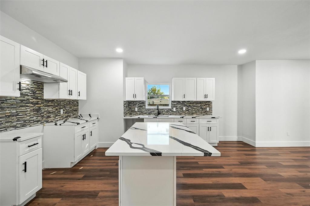 Colonial Annex - Residential