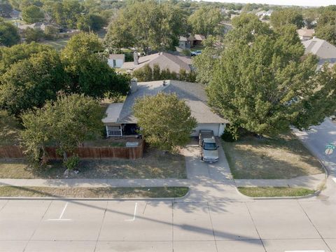 A home in Burleson