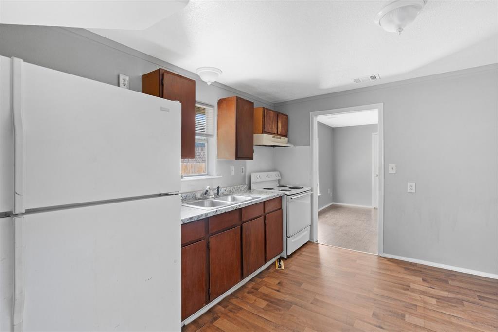 O T Ennis - Residential Income