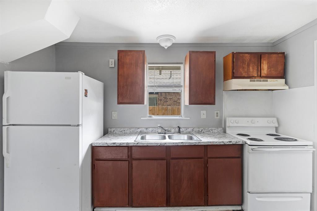 O T Ennis - Residential Income