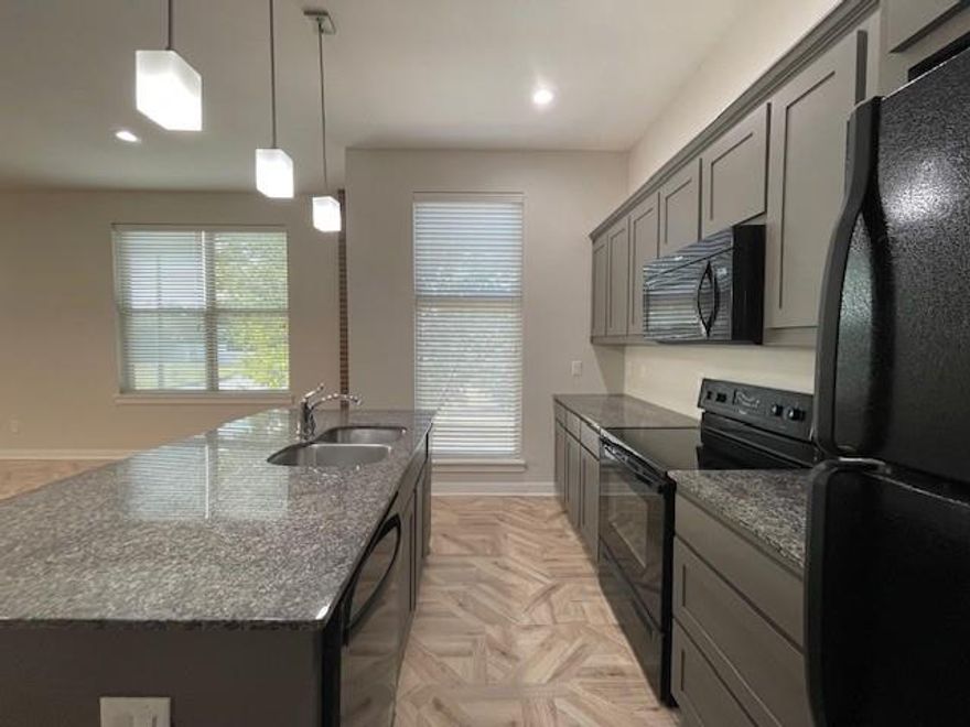 This completely updated 1-bedroom, 1-bath studio apartment offers modern living in a prime location above a multi-use building in the heart of the Medical District. With an open-concept layout and abundant natural light streaming through large windows, the space feels bright, airy, and welcoming. The fresh, contemporary design provides a stylish urban retreat, perfect for professionals or anyone seeking comfort and convenience. Just minutes from top entertainment venues, restaurants, shopping centers, and major freeways, this studio combines city energy with everyday ease.