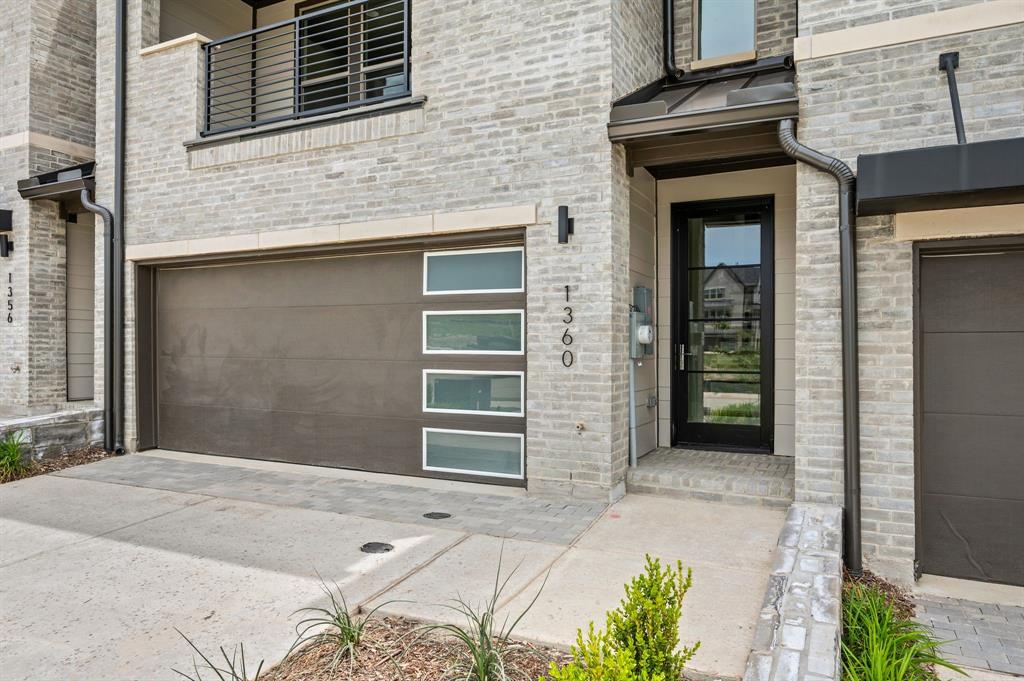 1360 Cherry Hills Lane