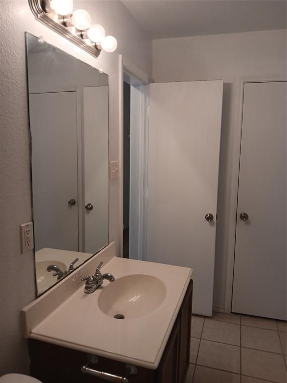 Biggs J E - Residential Lease