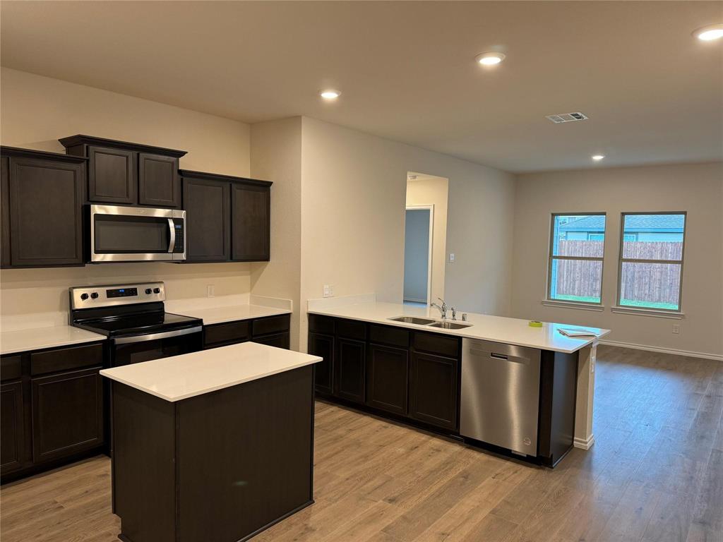 Windrose - Residential Lease