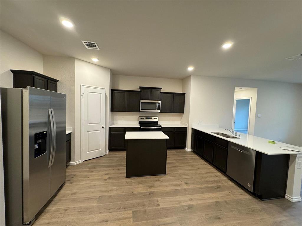 Windrose - Residential Lease