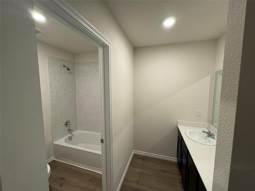 Windrose - Residential Lease