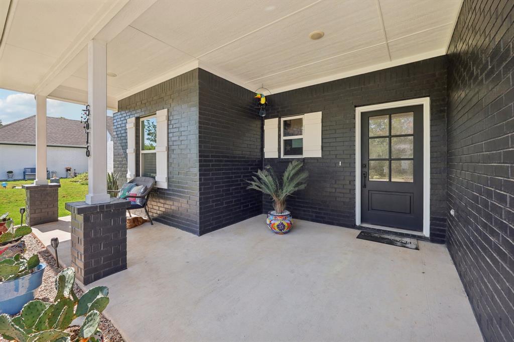 5616 Mesa Loop